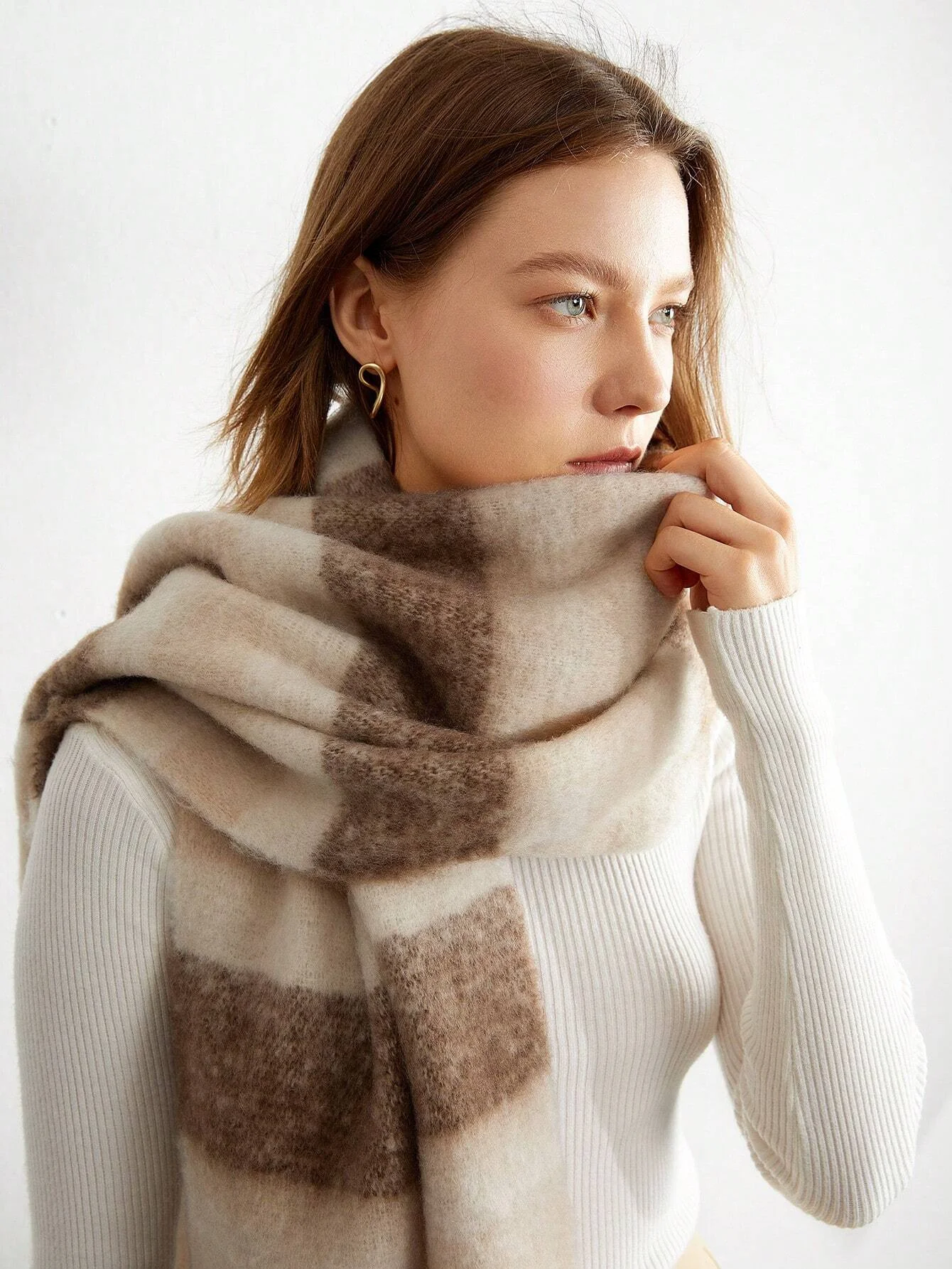 새로운 럭셔리 겨울 두꺼운 따뜻한 스카프 여성 캐시미어 목도리 및 랩 Pashmina Neckerchief Bufanda 여성 긴 Tessel Echarpe 2024