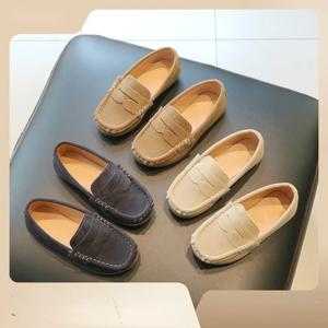 Zapatos Niña 스웨이드 키즈 신발 가을 새로운 부드러운 단독 소년 로퍼 신발 소녀 가죽 신발 영국 캐주얼 신발 플랫 신발 스니커즈 소녀