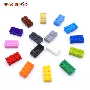 40pcs DIY 빌딩 블록 두꺼운 피규어 벽돌 2x4 도트 교육 크리 에이 티브 크기 어린이를위한 3001 플라스틱 장난감과 호환 가능