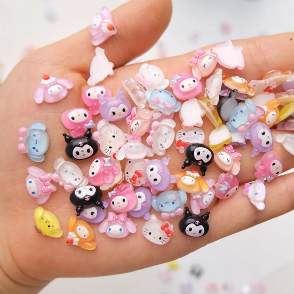 50Pcs Sanrio 귀여운 만화 네일 매력-Kuromi, Melody, Cinnamoroll & Pochacco DIY 매니큐어 전화 케이스 용 3D 수지 장식
