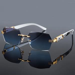 패션 무테 선글라스 남성 여성 인기 Frameless Sun Glasses 남성 여성 클래식 작은 사각형 여름 여행 그늘