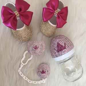 Dollbling 럭셔리 아기 병 및 신발 머리띠 세트 기념품 다이아몬드 투투 복장 빨간색 바닥 어린 소녀 세례 신발