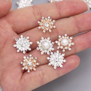 10pcs 눈송이 카보 숑 금속 자료 Strass 반짝이 라인 석 단추 의류 신발 가방 액세서리 DIY 공예