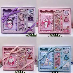 새로운 Sanrio 핸드 레저 바 세트 학생을위한 귀여운 소녀 하트 편지지 조합 스티커 배지 노트북 선물 상자