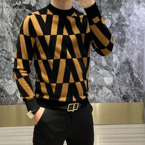 남성용 새로운 라운드 넥 긴팔 베이스 셔츠 따뜻함을 위한 프린트 패턴의 시원하고 트렌디한 후디