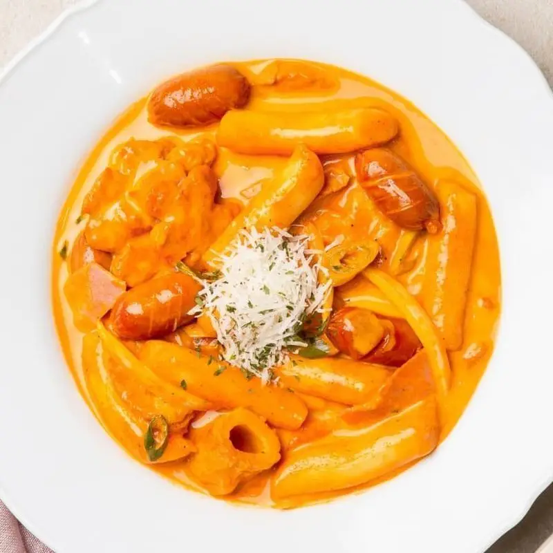 ❤️매운맛 친구들 로제떡볶이 2인분 [어묵소시지 듬뿍에 로제육수 포함]