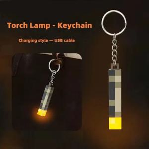 MC 게임 미니 토치 손전등 LED 라이트 USB 충전식 토치 키 체인 배낭 펜던트 어린이 선물 미니어처 장식품