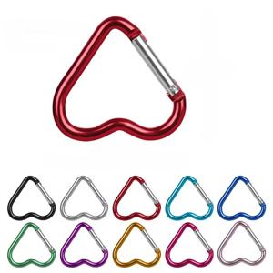 1PC 하트 모양의 알루미늄 Carabiner 키 체인 클립 야외 도구 물병 열쇠 고리 후크 교수형 버클 여행 키트 액세서리