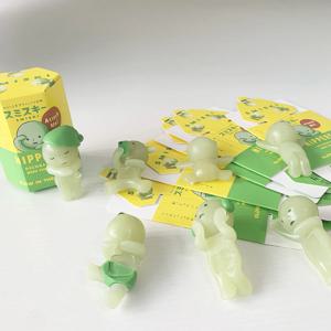 Smiski 야간 조명 블라인드 박스 코너 6월 장난감 미스터리 상자 귀여운 휴대 전화 펜던트 자동차 오피스 장식 아이 선물