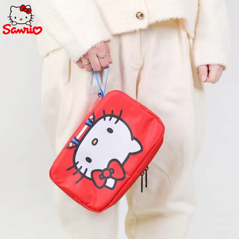 헬로 키티 만화 접이식 화장품 보관 가방 휴대용 대용량 Hangable 벽 핸드백 소녀를위한 생일 선물