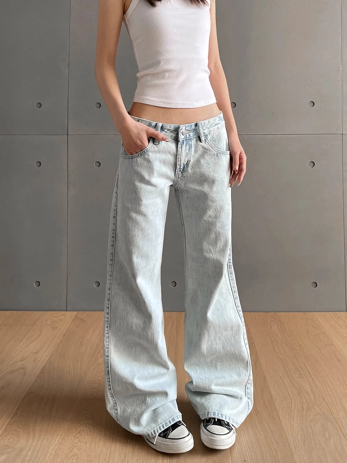 Y2k 빈티지 여성 청바지 로우 허리 지퍼 버튼 포켓이있는 솔리드 바지 미적 streetwear 워시 청바지