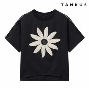 정상가:69,000원 ㅣ 자수 레이스 언발 블라우스 (TX2BL022L0)
