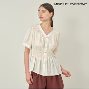정상가:59,000원 ㅣ [미니멈 에브리데이]금장 버튼 셔링 밴딩 반팔 블라우스 (EB2BA048D)