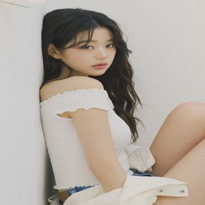 [정상가 69,000원][장원영 착용] 스모크 저지 크롭 탑 T32F1TTO36TWT1