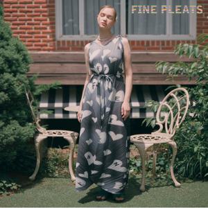 [FINE PLEATS] 피네 플리츠 리본 민소매 원피스 미니 블랙 하트