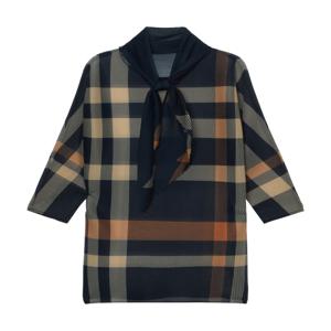 [닥스 여성] [[25SS]] DLTS5BP22N3 [D-PLEATS][스카프 세트] 네이비 빅 체크 긴팔 플리츠 티셔츠