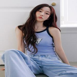 [게스] 립배색 빅삼각 나시OP2K2465