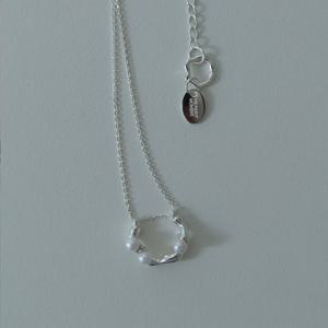 wavy pearl round necklace