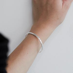 bumpy bangle - silver
