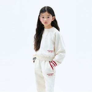 타미힐피거 모노타입 로고 래글런 크루넥 스웨트셔츠 (T42E0KKO430GT1AEF)