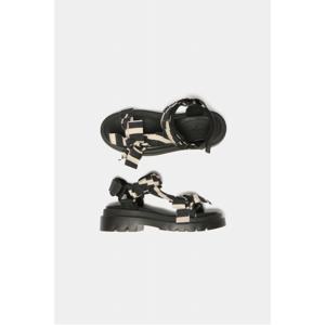 [정상가 298,000원] 스트라이프 리본 샌들(black)_DG2AM25036BWX