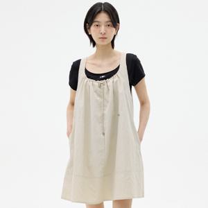 볼륨 셔링 나일론 원피스 [SAND]