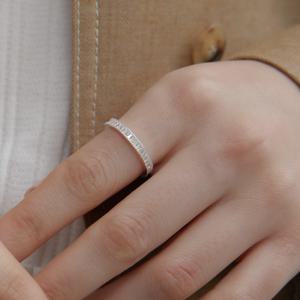 Crystal round ring