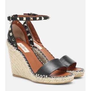 발렌 Rockstud 레더 웨지 에스파드리유 P00368236