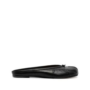 [MAISON MARGIELA] 여성 BallerinaShoes 타비 레더 뮬 S39WZ0105P6378 T8013 블랙 /9