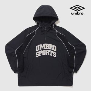 [엄브로] 엔지니어드 레터링 후드 아노락 UQ121CWT24 BLK