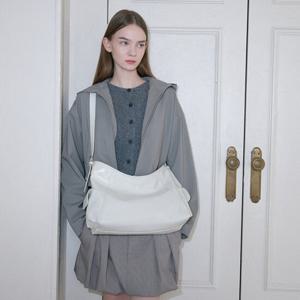 [랩]SOFT SQUARE SHOULDER BAG(AR7AB224)