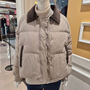[BCBG] 비씨비지 봄25 코듀 카라 다운 B5A1F872