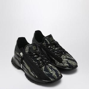GIVENCHY 위장 무늬가 들어간 스니커 스펙터 BH00AFH1UV/Q_GIV-016