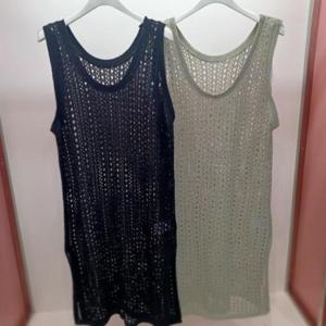 Latium HC06 스판 레이어드 하기좋은 H라인 옆트임 롱 조끼형 민소매 나시 펀칭니트 T2527sw04