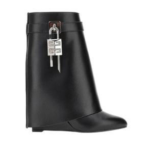 GIVENCHY   tran.TITL  BE602R