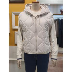 BCBG 세이브존01 웨이비 패딩 베스트 B4A1V501