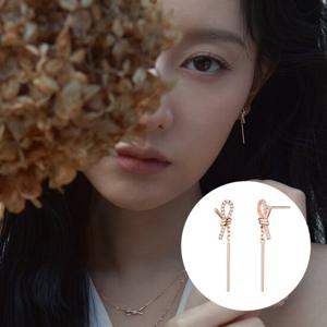 [스톤헨지][김지원PICK] Love Knot 14K 드롭 귀걸이 SA24C23U