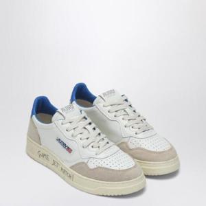 AUTRY Medalist trainer in white/blue leather and suede AULWMA06/Q_AUTRY-MA06