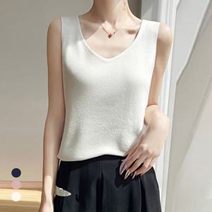 [카라]KARRA 브이넥솔리드라인나시니트_A5M0670