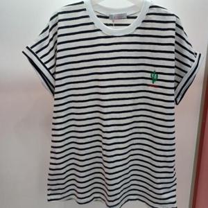 Latium HC06 국내생산 엉덩이길이 롤업 캡소매 단가라 라운드 면티 T2523ts43B