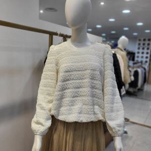[앤클라인]엠보싱블라우스AX6G1BL7180
