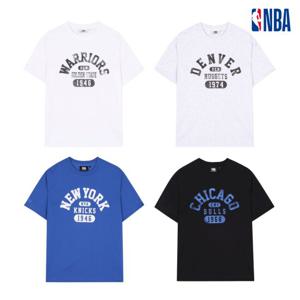 NBA N252TS020P 공용 오버핏 팀 아치 그래픽 반팔 티셔츠 STG