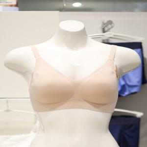 [애니바디] 베이지 뉴 후크형 스트랍 편애 브라 ANVE24AQ4 BE