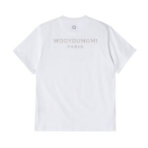 우영미 W241TS08 701W 메탈릭 엠보싱 백 로고 남성 반팔티