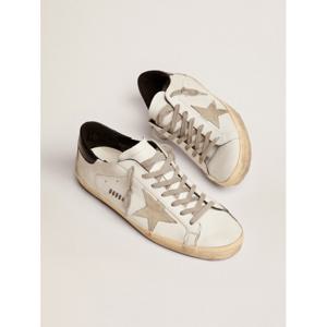 [골든구스] GOLDENGOOSE 블랙 힐탭 &메탈 레터링 슈퍼스타 GMF00102.F000318.10220
