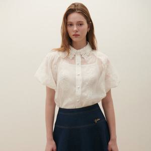 [SATIN] 플로럴 시어 블라우스 O252T267