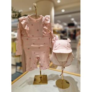 (밍크뮤10) 25봄여름신상 HK(PK)쁘띠체리올인원래쉬가드 (3531462101)