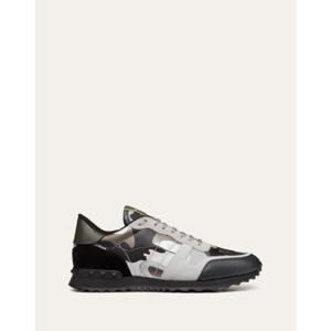 Valentino Garavani Rockstud Rockrunner 위장 스니커즈 TY2S0723XVU IJ7 TP942441719