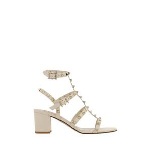 VALENTINO GARAVANI Rockstud Pumps 6W0S0491VBP_I16