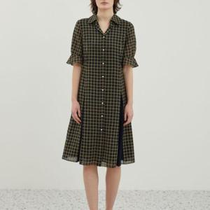 올리비아로렌 MG01 배색 플리츠 체크 원피스 VOCOA4M4421